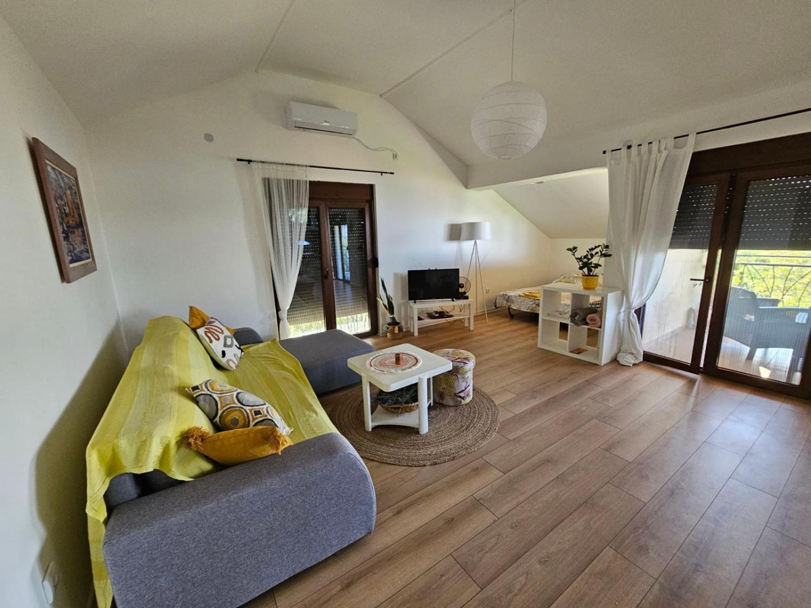 סמדרבו Apartman Snezana Jugovo מראה חיצוני תמונה
